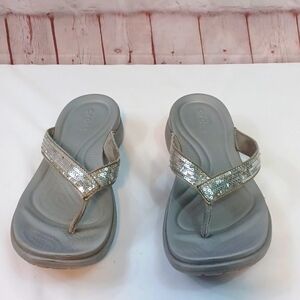 Crocs Women's Comfort  Glitter Silver - Gray  Flip Flops  Size 10 W
